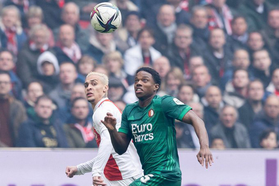 的比赛中更 的比赛中更